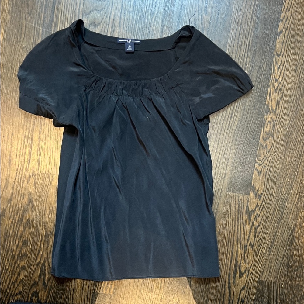 Y2K Gap 100% Silk Women’s Black Short Sleeve Top Blouse Shirt XS ruching